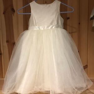 David’s Bridal Flowergirl Dress, Ivory, Size 5